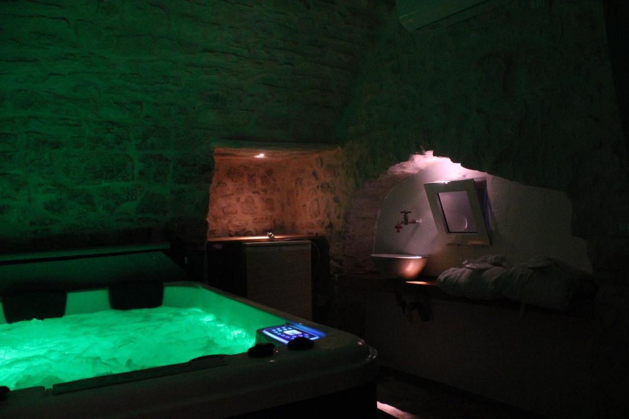 Albergo Diffuso Dimora Rossi B&B Turi Zewnętrze zdjęcie